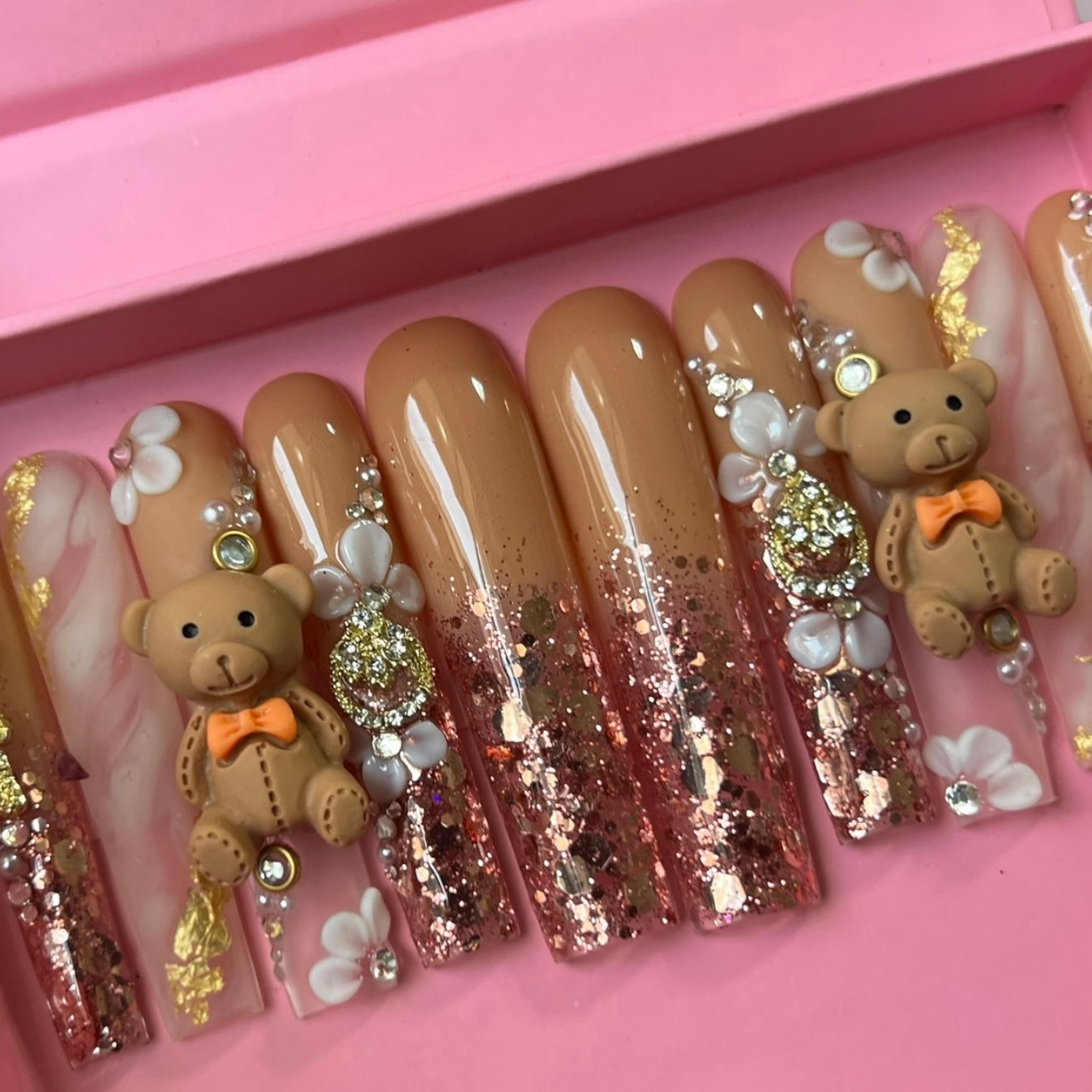 Luxurious Handmade Acrylic Press On Nails - B4 - High Quality, Reusable, & Waterproof - Hojhuam's Essential Comforts