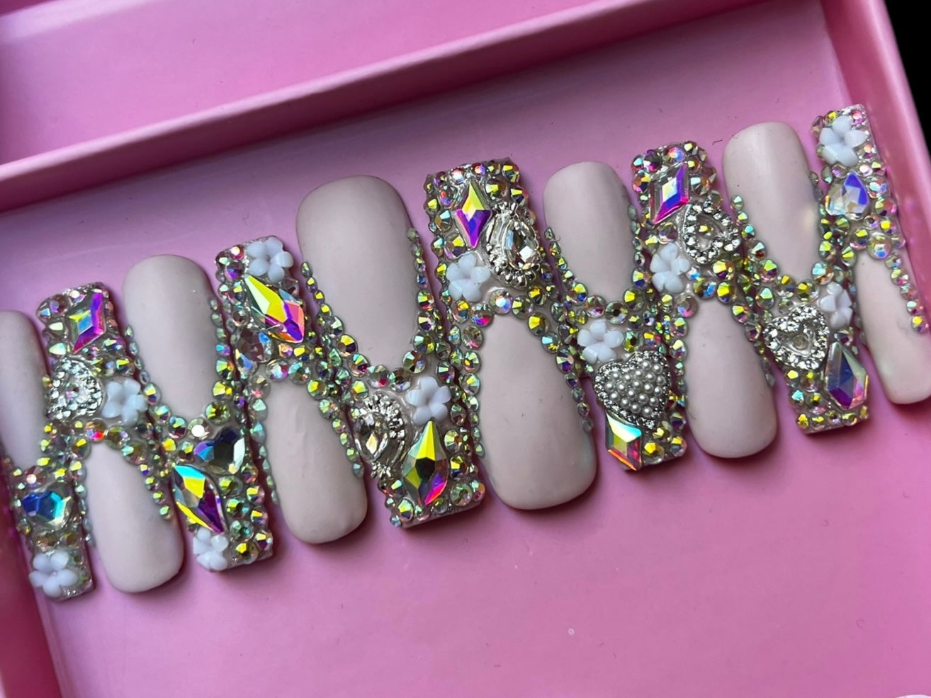 Luxurious Handmade Acrylic Press On Nails - A6 - High Quality, Reusable, & Waterproof - Hojhuam's Essential Comforts