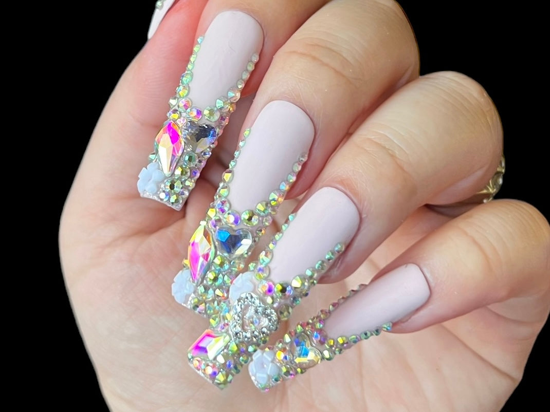 Luxurious Handmade Acrylic Press On Nails - A6 - High Quality, Reusable, & Waterproof - Hojhuam's Essential Comforts