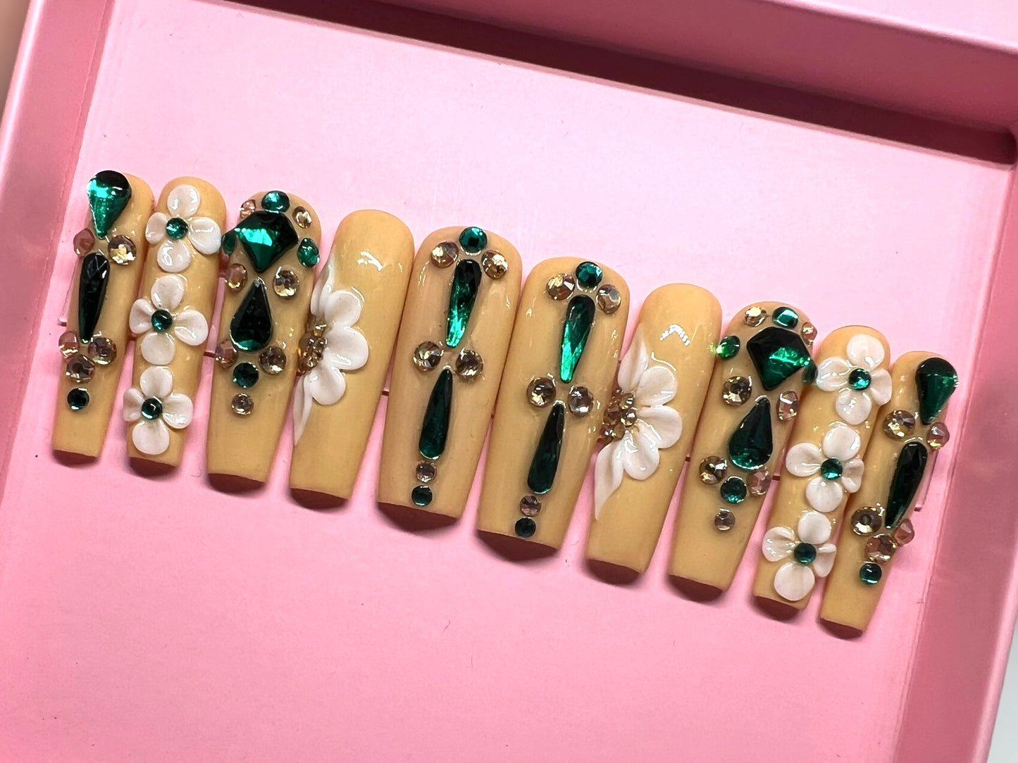 Luxurious Handmade Acrylic Press On Nails - C1 - High Quality, Reusable, & Waterproof - Hojhuam's Essential Comforts