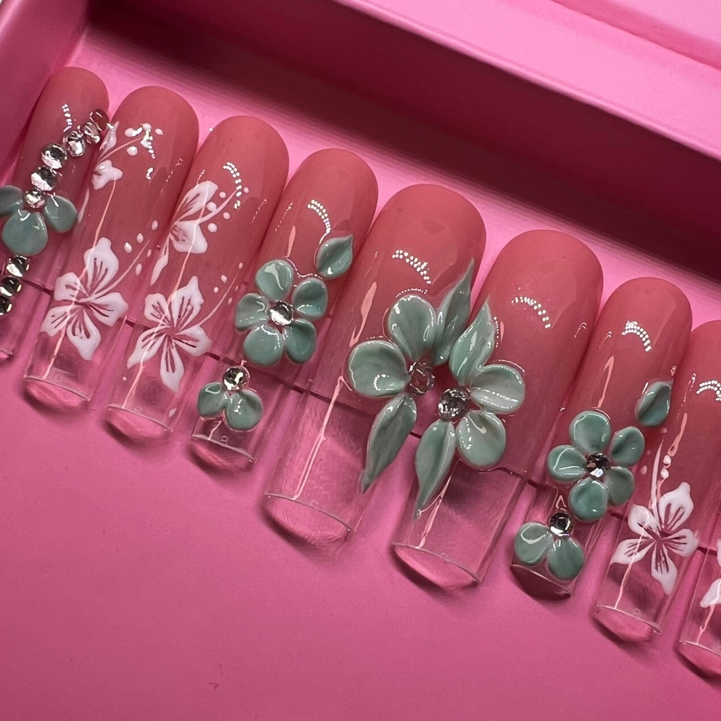 Luxurious Handmade Acrylic Press On Nails - A20 - High Quality, Reusable, & Waterproof - Hojhuam's Essential Comforts