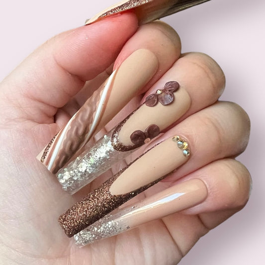 Luxurious Handmade Acrylic Press On Nails - B17 - High Quality, Reusable, & Waterproof - Hojhuam's Essential Comforts