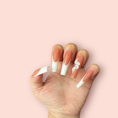 Luxurious Handmade Acrylic Press On Nails - B7 - High Quality, Reusable, & Waterproof - Hojhuam's Essential Comforts
