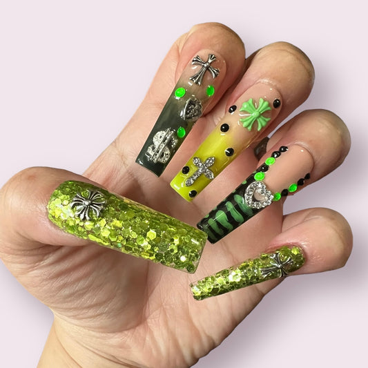 Luxurious Handmade Acrylic Press On Nails - B2 - High Quality, Reusable, & Waterproof - Hojhuam's Essential Comforts